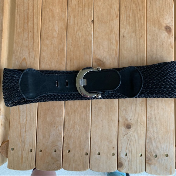 Faux leather weaved accent belt - Picture 2 of 7
